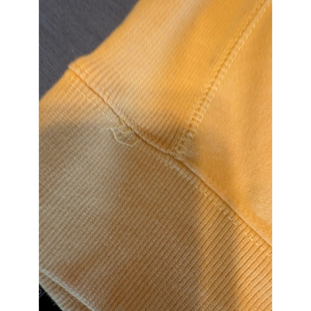 Vineyard Crew Denver Colorado Sweatshirt Mens XL Yellow Pullover Fleece 2120-M - Picture 5 of 10